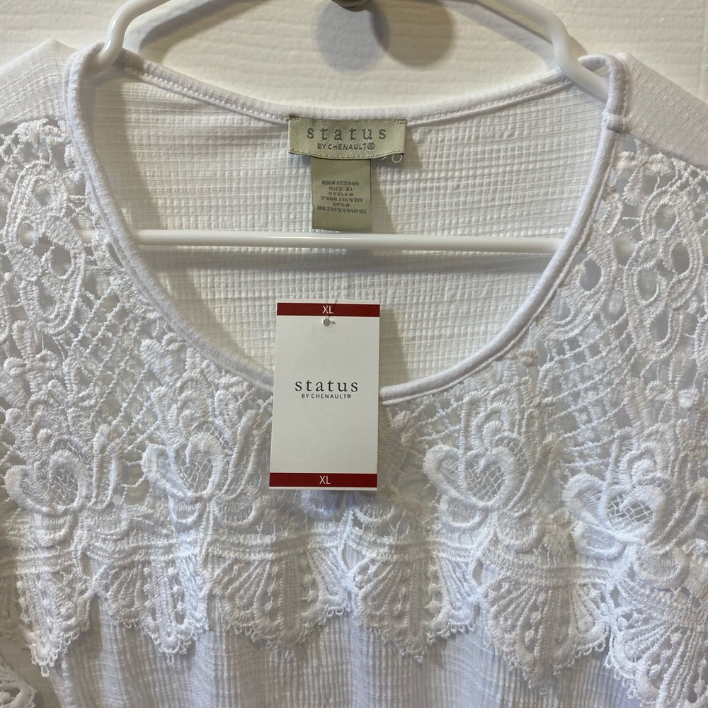 “Status” White blouse - Picture 3 of 4